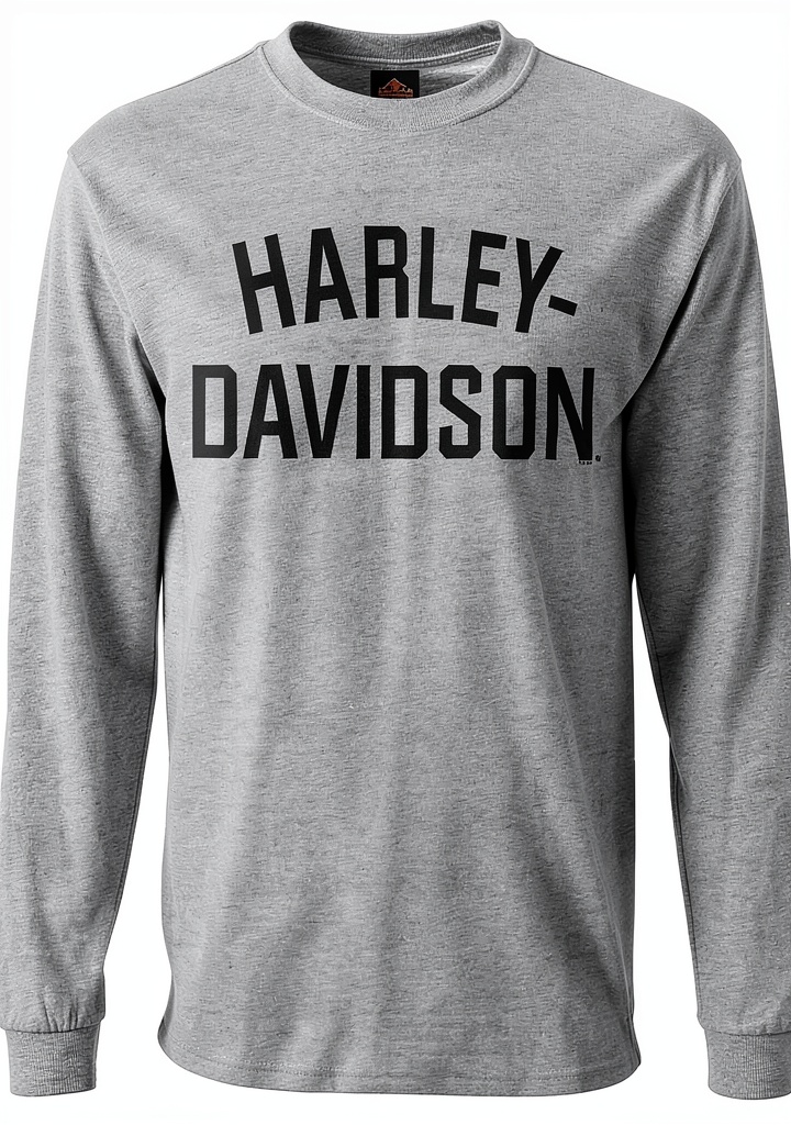 Harley‑Davidson Langarmshirt getragen bei einer Motorradveranstaltung